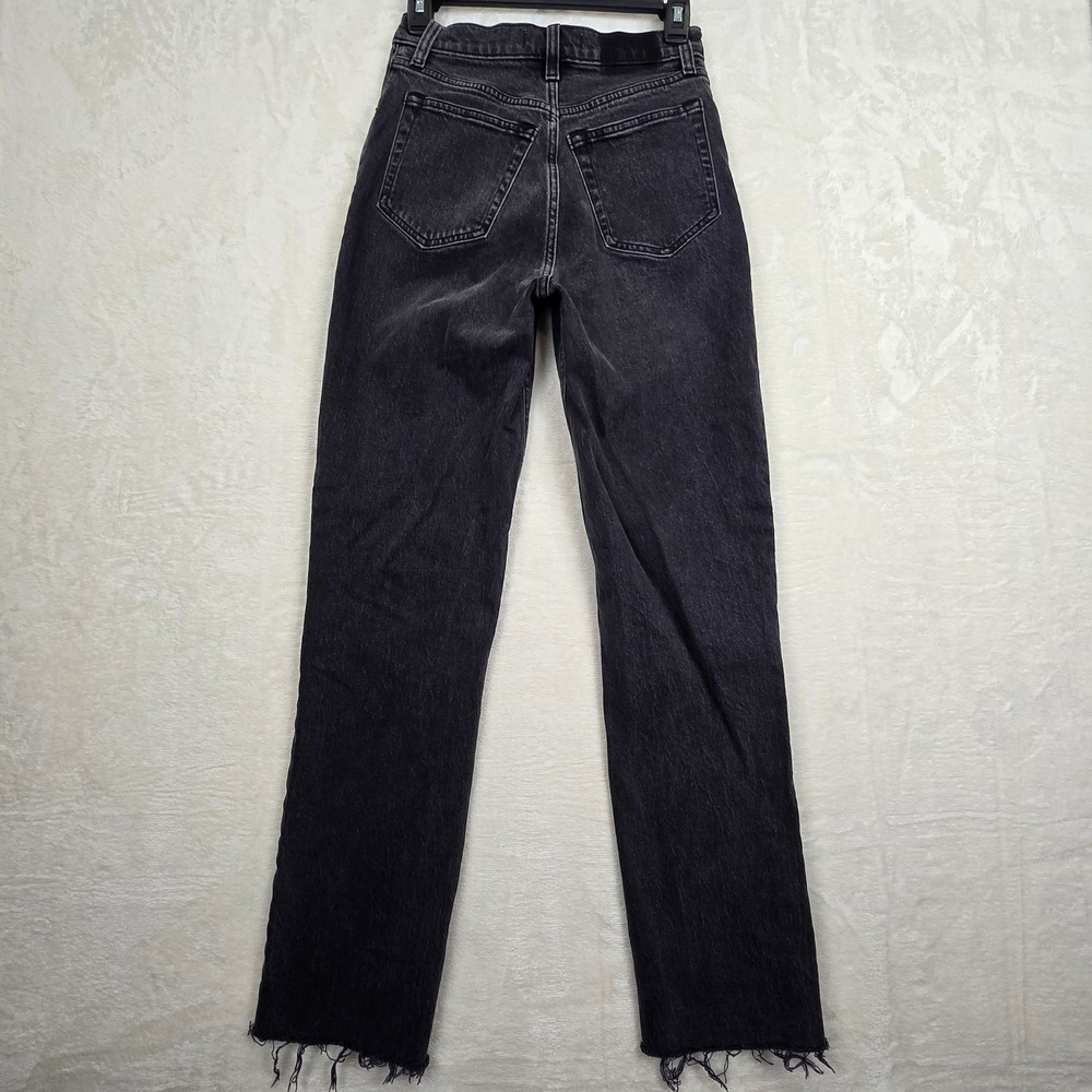 Abercrombie & Fitch The 90s Straight Ultra High Rise Jeans Black Raw Hem 25 0L